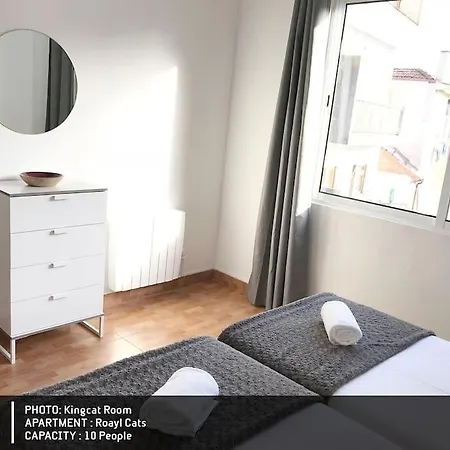 Royal Cats Apartment *